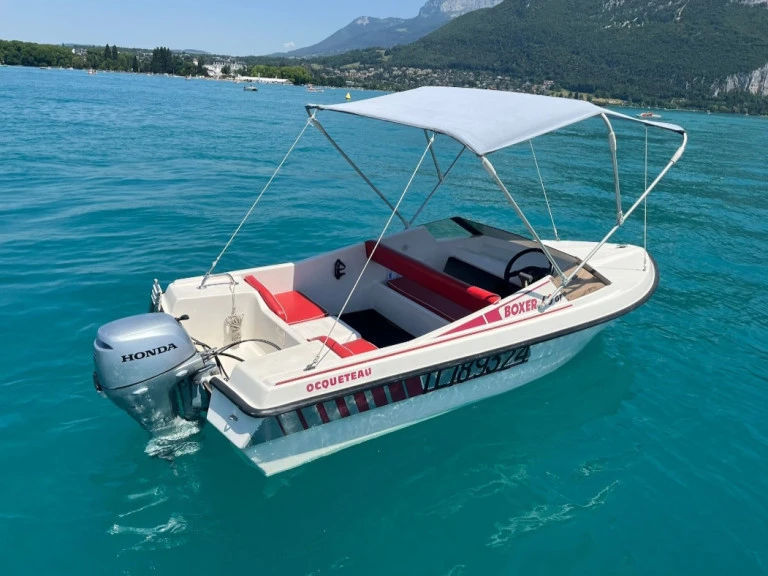 BATEAU SANS PERMIS in Annecy on SamBoat