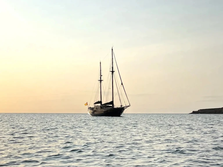 Bareboat Rental Motorboat MEHMET with a boat licence