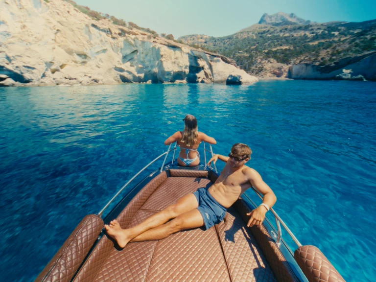 Bareboat Rental Motorboat Isatek Cobra with a boat licence