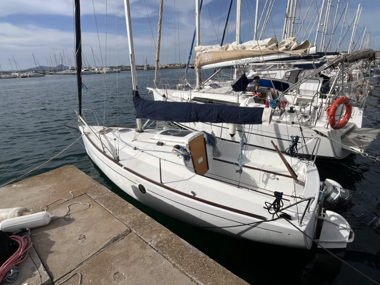 Sailboat rental in Porto di Alghero - Bénéteau First 211