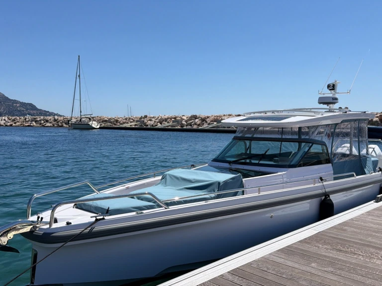 Yacht charter Mandelieu-la-Napoule cheap Axopar 37 Sun-Top
