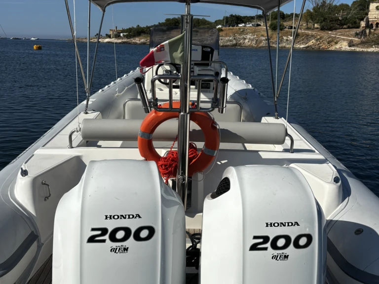 Joker Boat Clubman 30 in Brucoli on SamBoat