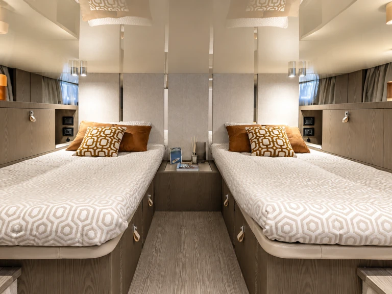 Bareboat Rental Luxury Yacht Invictus  with a boat licence