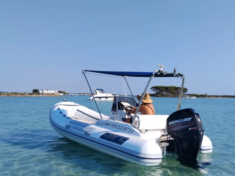Bareboat Rental RIB Sacs with a boat licence