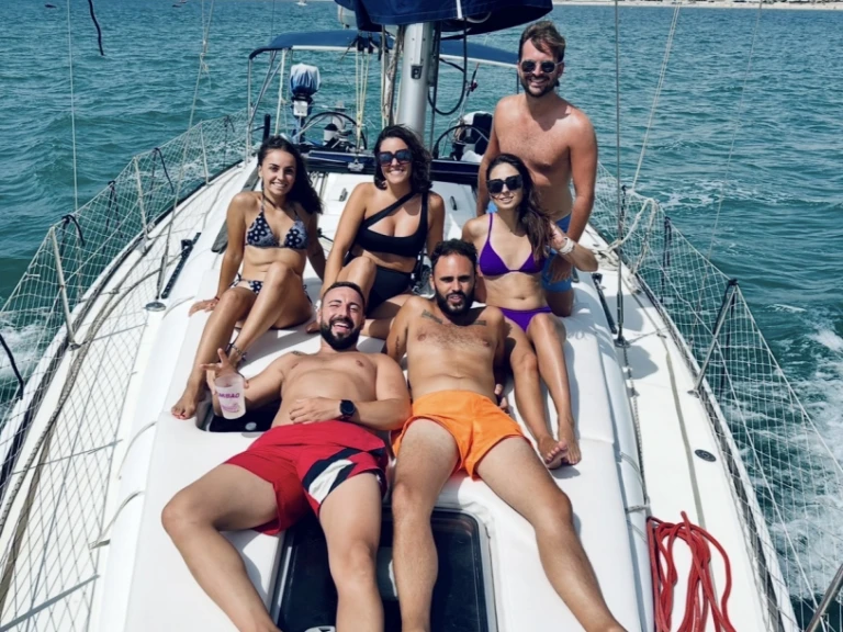 Jeanneau Sun Odyssey 42i in El Puerto de Santa María on SamBoat