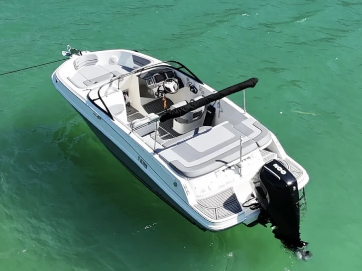 Rent a Bayliner VR5 OE Brison-Saint-Innocent