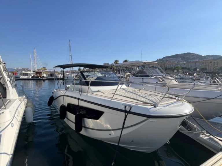 Motorboat rental in Ajaccio - Quicksilver Activ 875 Sundeck