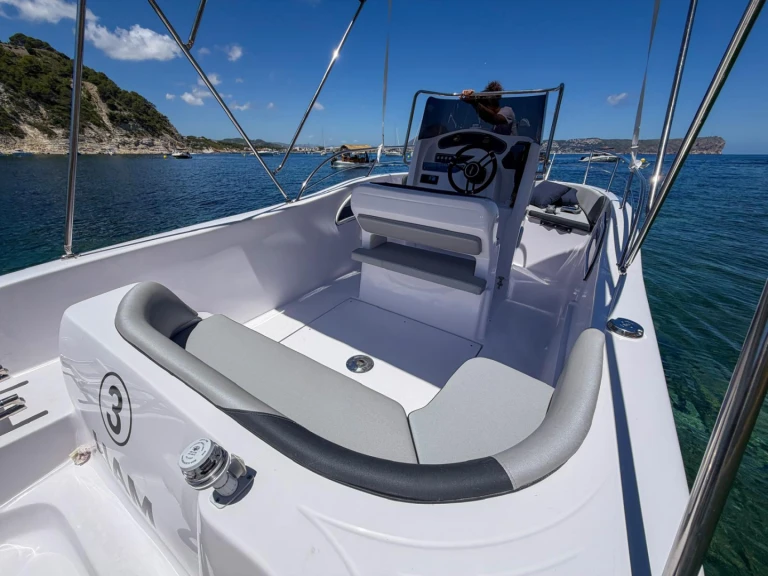 Bareboat Rental Motorboat Bluline with a boat licence