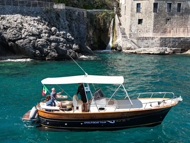 Motorboat rental with or without captain Fratelli Aprea Amalfi