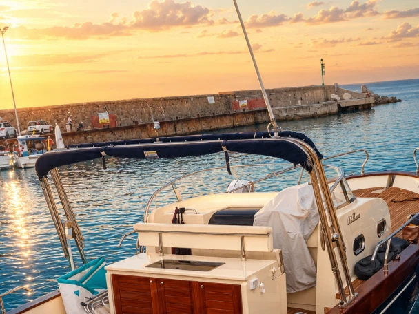 Motorboat rental in Amalfi - Di luccia 9 Alfa