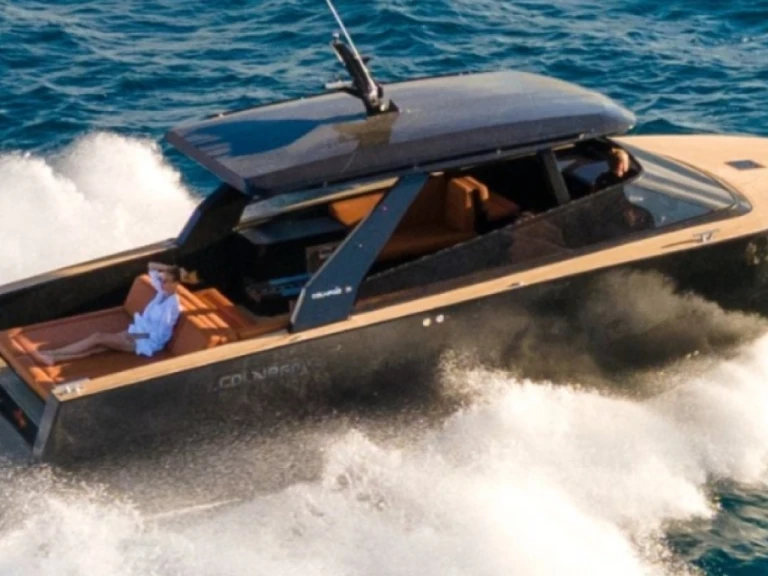 Bareboat Rental Motorboat Colnago with a boat licence