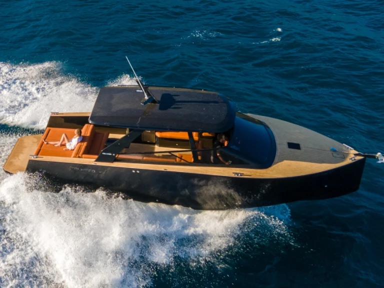 Motorboat for rent Split at the best price