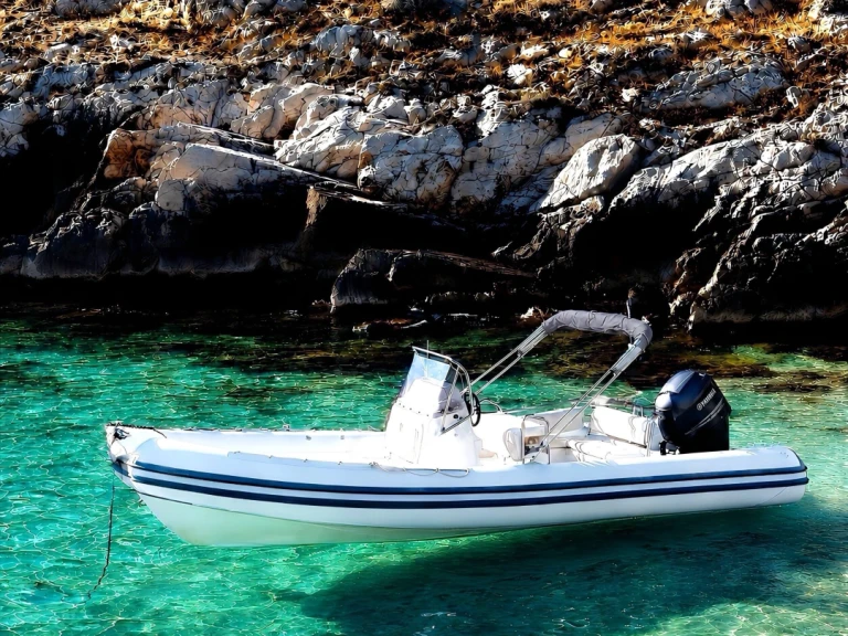 Semi-Rigide 7 m charter bareboat or captained in  La Ciotat