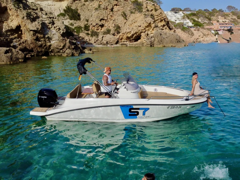 AQUA S7 in Sant Antoni de Portmany on SamBoat