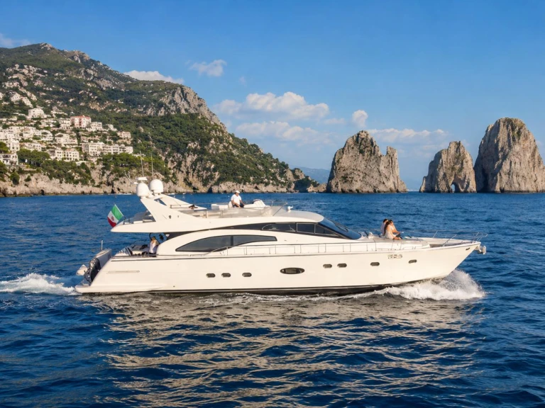 Luxury Yacht rental in Castellammare di Stabia - Ferretti Ferretti 680