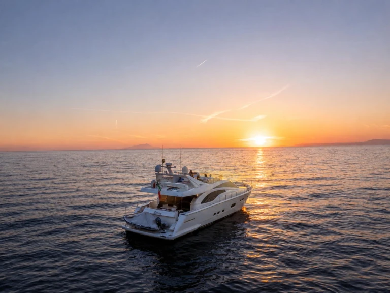 Luxury Yacht rental with or without captain Ferretti Castellammare di Stabia