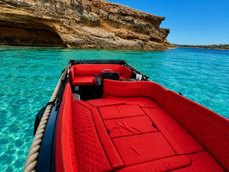 Motorboat rental with or without captain Silent Yachts Sant Antoni de Portmany