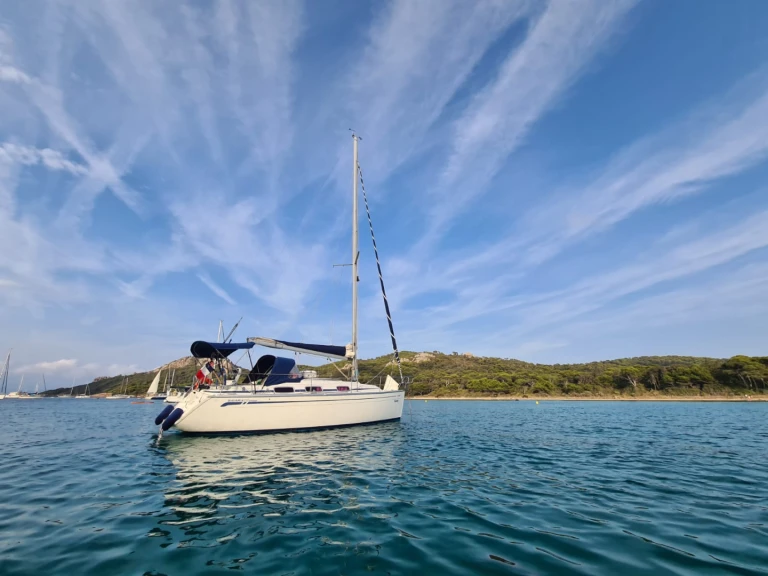 Sailboat rental in Port Pin Rolland - Bavaria Bavaria 30 Cruiser