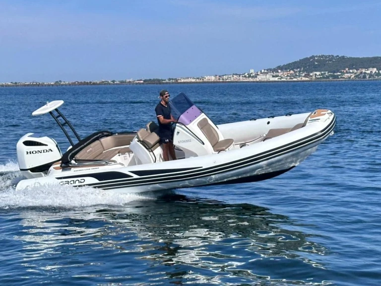 Rent a Grand Boats golden line G680 Mèze
