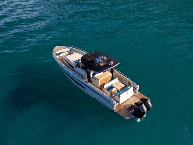 Yacht charter Sorrento cheap Italyure 38 Sport
