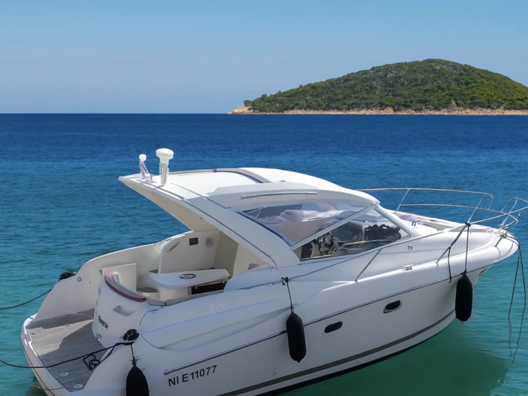 Luxury Yacht rental with or without captain Jeanneau Cannes
