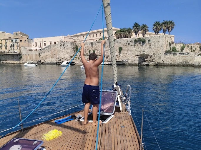 Boat rental dofour Dofour 485 in Siracusa on Samboat