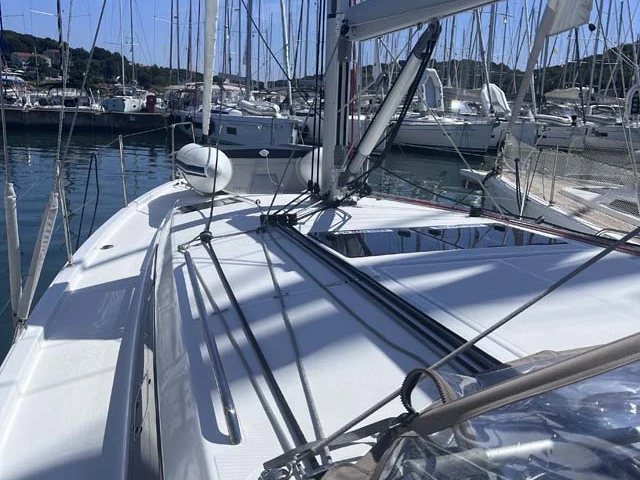Jeanneau Sun Odyssey 410 in Trogir on SamBoat