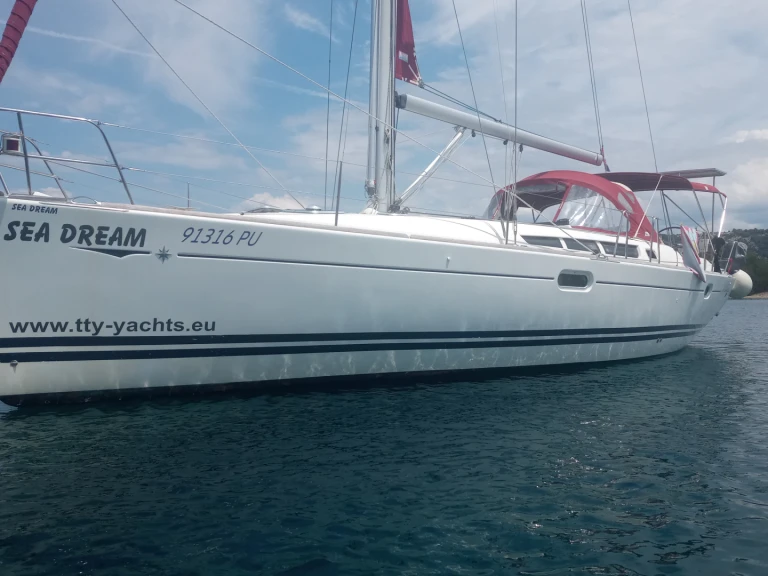 Sailboat rental with or without captain Jeanneau Sukošan