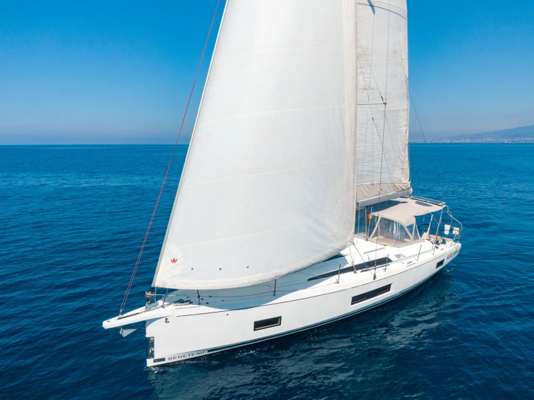 Boat rental Bénéteau Oceanis 46.1 in Castellammare di Stabia on Samboat