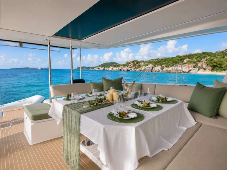 Rent a Leopard SASHALON Virgin Gorda Island