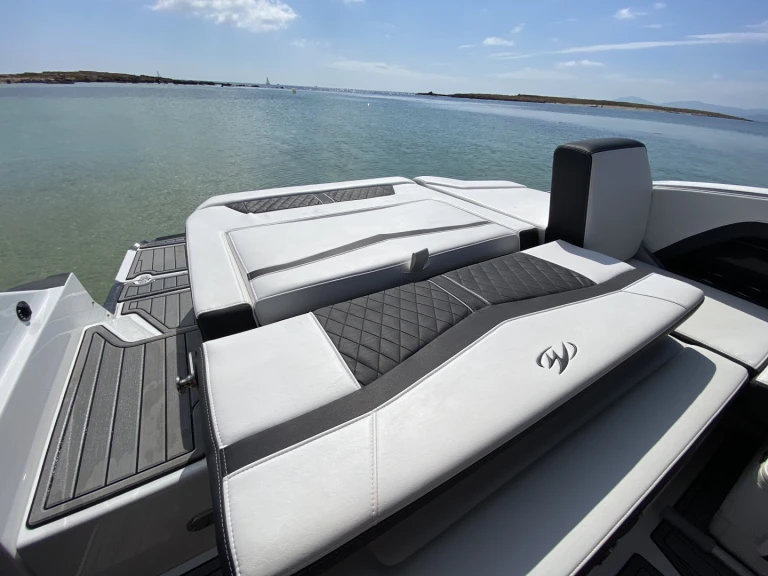 Motorboat rental with or without captain Monterey Ibiza Town