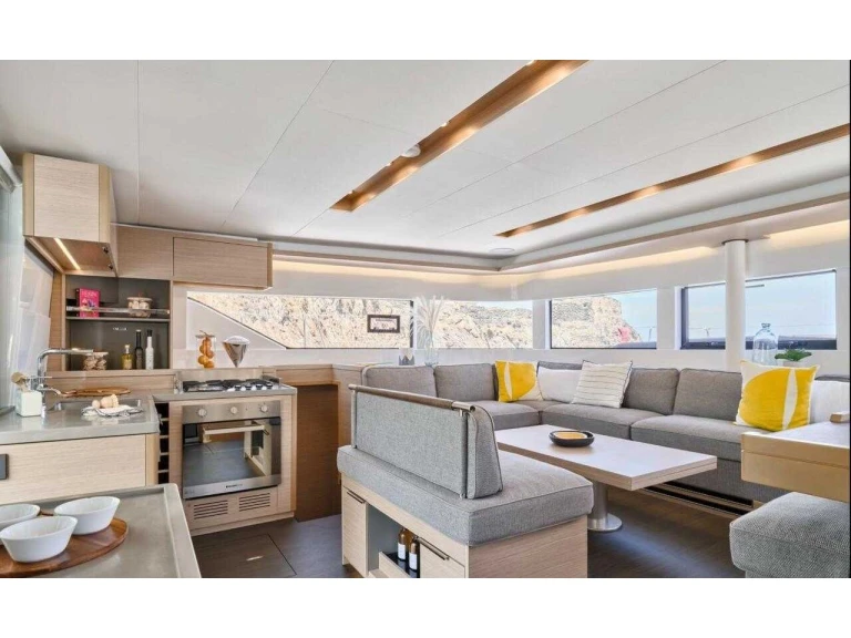 Catamaran rental with or without captain Lagoon Le Marin