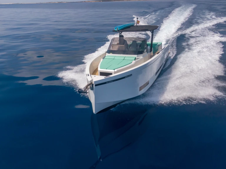 Bareboat Rental Motorboat De Antono Yachts with a boat licence