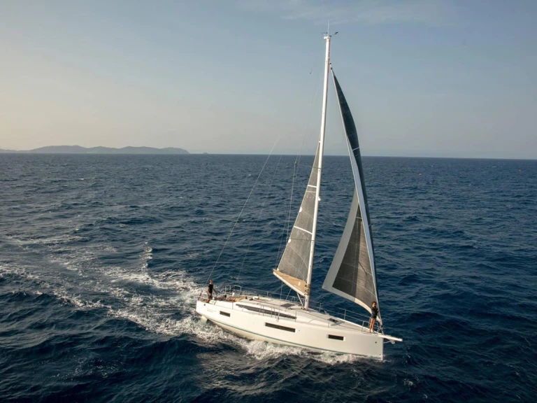 Sailboat rental in Gouvia - Jeanneau Sun Odyssey 410