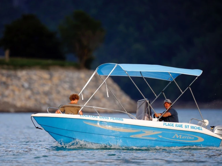 Motorboat rental with or without captain Marino Marseille