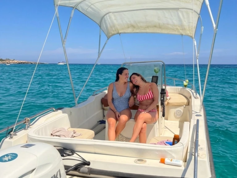 Boat rental Medi 520 in Monopoli on Samboat