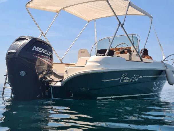 Motorboat rental with or without captain Jeanneau Martigues