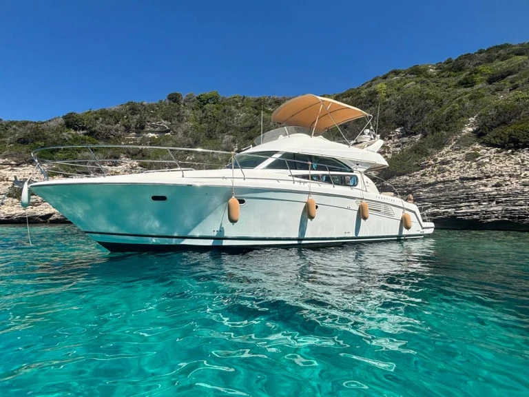 Boat rental Jeanneau Prestige 42 in Bonifacio on Samboat