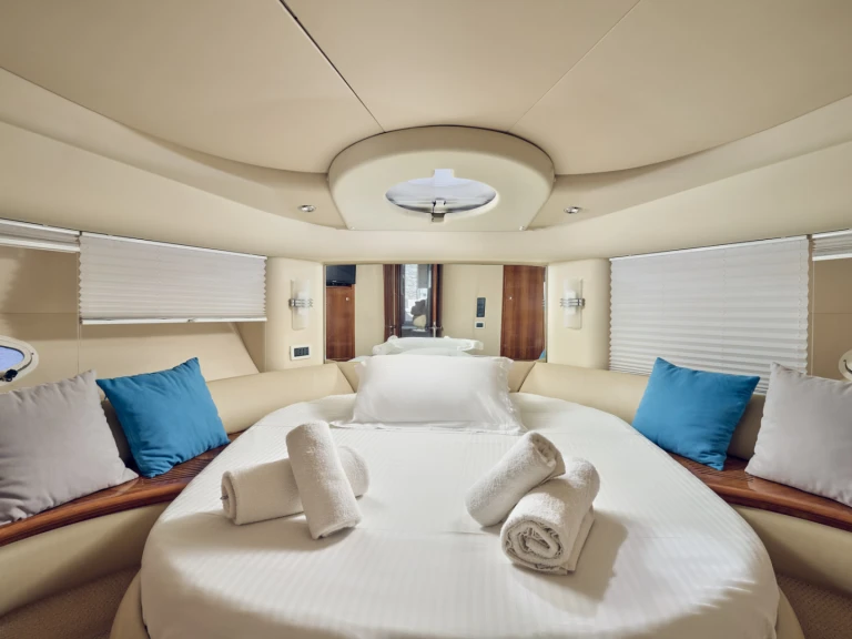 Rent a Princess princess 40 Loutraki-Agioi Theodoroi