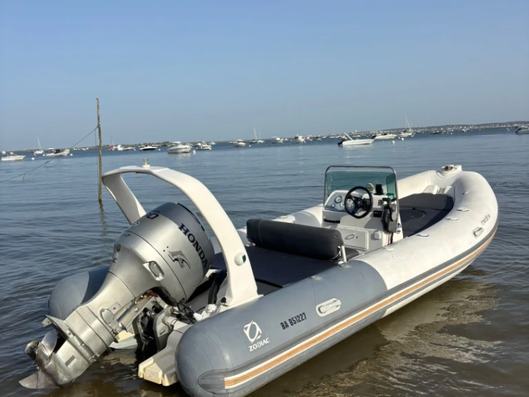 Bareboat Rental RIB Zodiac with a boat licence