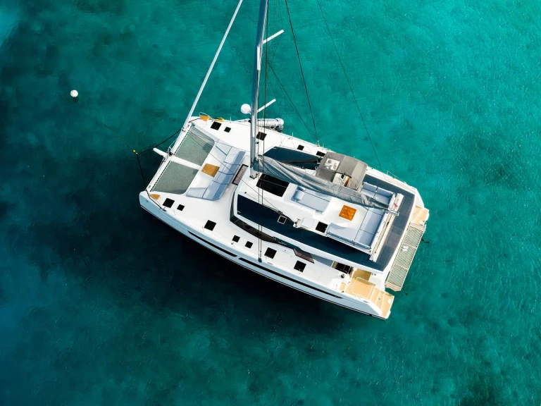 Yacht charter Mahé cheap AURA 51