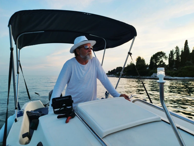 Motorboat rental in Rovinj - Sportmare MSport 500