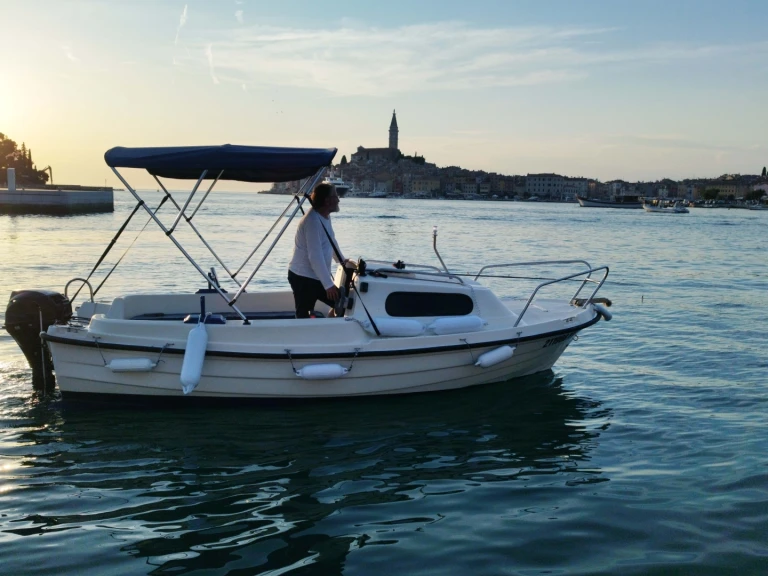 Sportmare MSport 500 charter bareboat or captained in  Rovinj