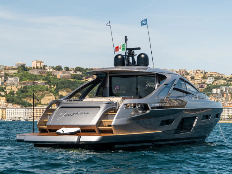 Bareboat Rental Luxury Yacht Pershing with a boat licence