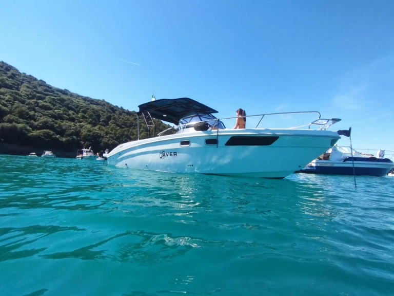 Yacht charter Fezzano cheap 750WA