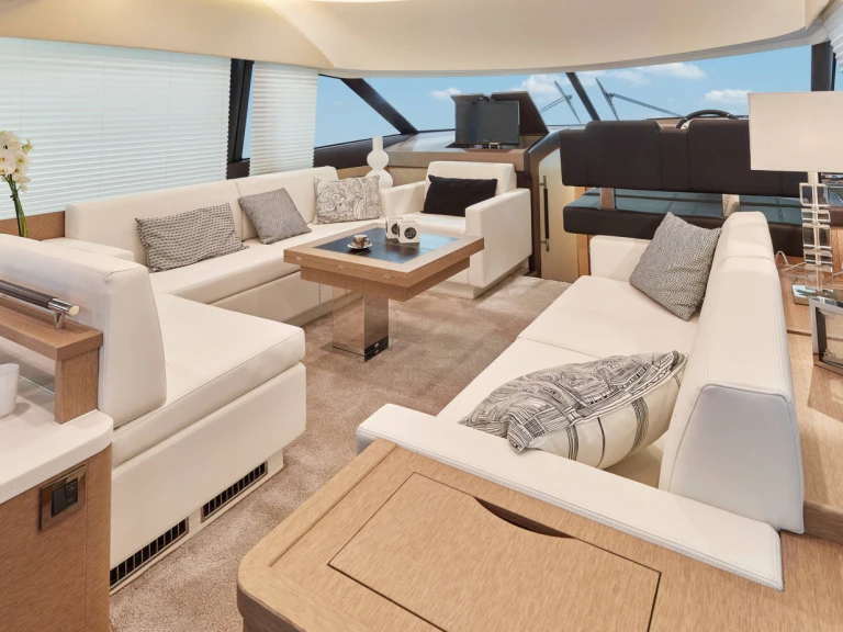Luxury Yacht for rent Golfe-Juan at the best price