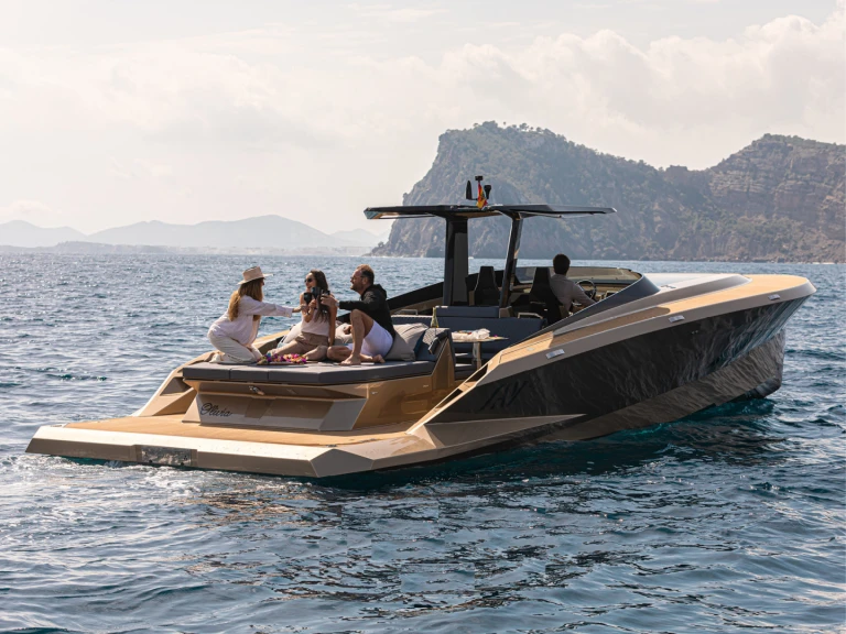Bareboat Rental Motorboat Say Carbon Yachts with a boat licence