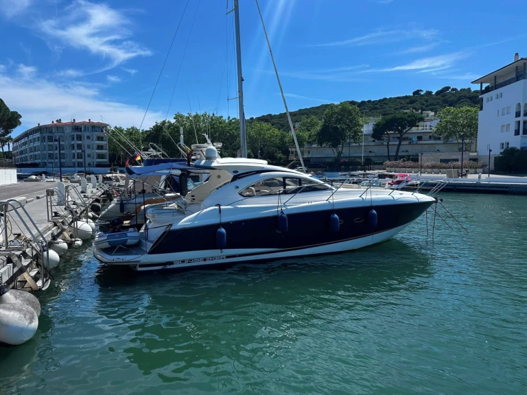 Rent a Sunseeker Portofino 47 Castell-Platja d'Aro