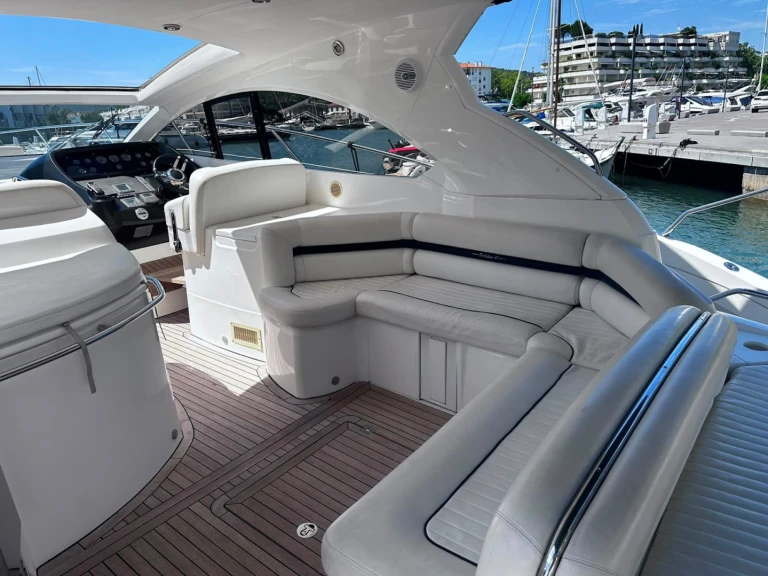 Motorboat rental with or without captain Sunseeker Castell-Platja d'Aro