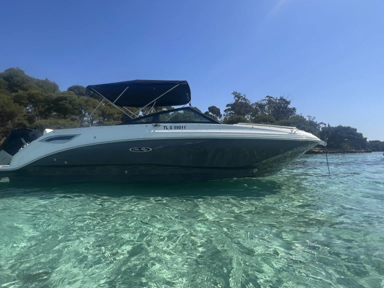 Motorboat for rent Port Fréjus at the best price